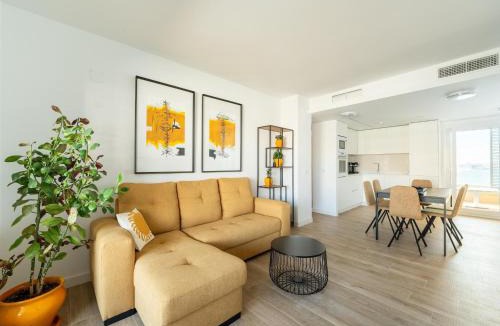 Punta Prima Apartment | Modern Coastal Gem, Torrevieja