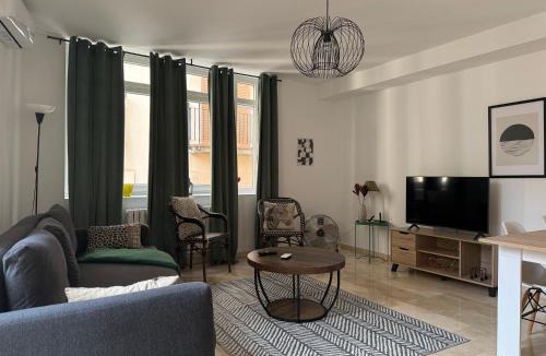 Zaragoza Old Town Apartment | 18 Torres Santa Cruz