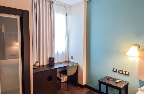 Berrioplano Hotel | AZZ Pamplona Norte Hotel