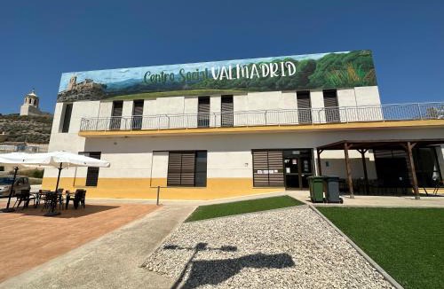 Valmadrid Hostel | Albergue Valmadrid