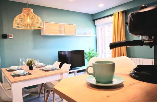 La Almozara Apartment | La balconada de la Aljafería con parking privado