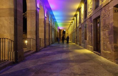 Vitoria-Gasteiz Old Town House | La Casa de Los Arquillos