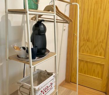 Abena House | Hostal Escartín