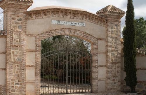 Orgaz House | Casas rurales Puente Romano
