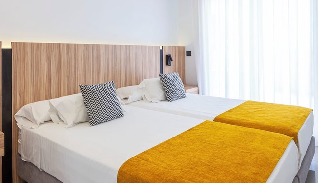 Apartamentos La Laguna Fase II