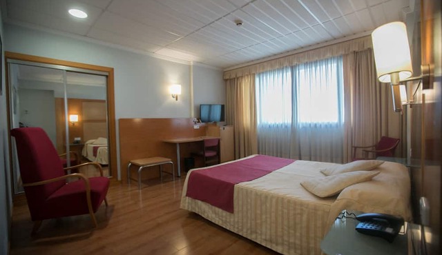 Hotel Reconquista