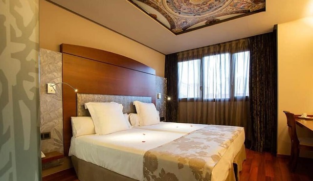Hotel Sancho Abarca Petit SPA