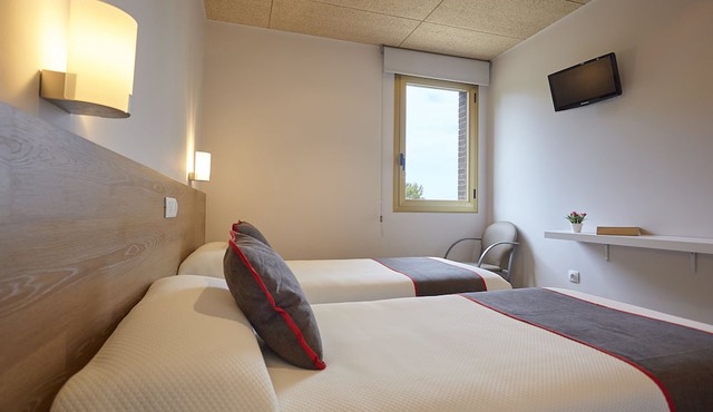 Hostal Nobadis
