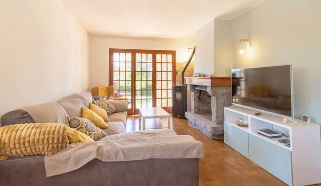 Casa Carbonell - Lovely house with pool and garden