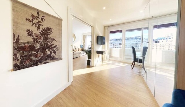 Miramar: Exclusive luxurious flat, parking, terrace, new!