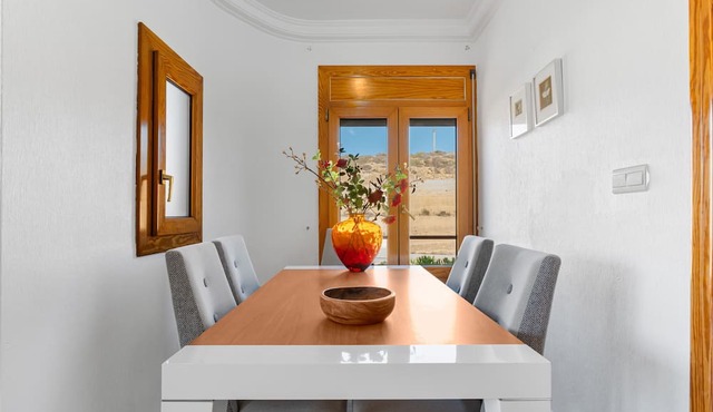 Apartment 'Penthouse, Sea View Guardamar' with Sea View, Wi-Fi and Air Conditioning