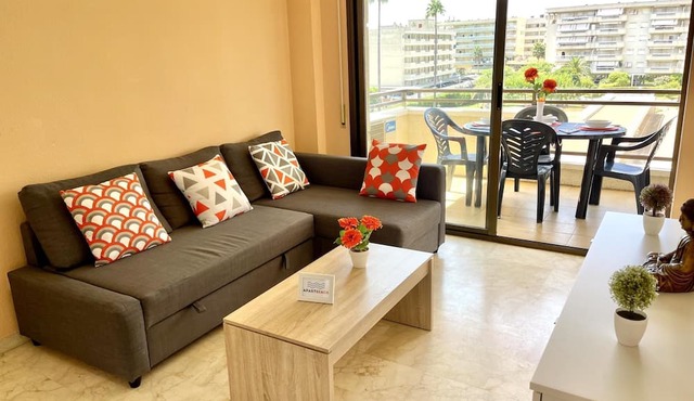 APARTBEACH NEW AQUAMARINA 319 VIEWS POOL AND HEATED