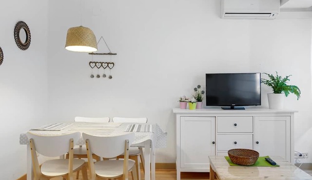Family apartment with the beach only a step away