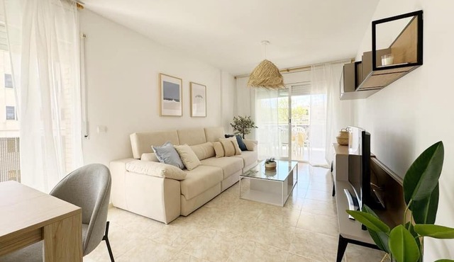 APARTBEACH CALA BLANCA WITH BEAUTIFUL VIEWS OF THE POOL
