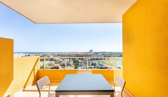 Apartment 'Atico Con Piscina En La Playa' with Sea View, Wi-Fi and Air Conditioning