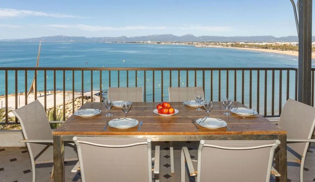Lovely apartment for 12 people with WIFI, TV and terrace