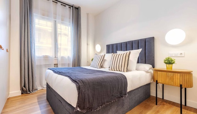 Puerta de America VII apartment in Madrid