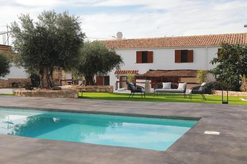 Charming AVIAM accommodation in Alatoz