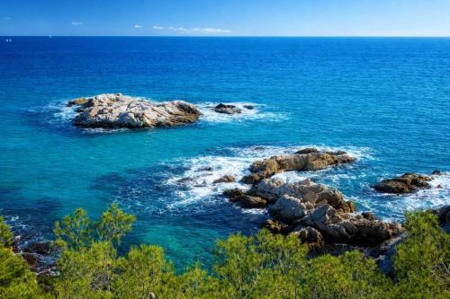 Catalunya Casas Elegant Mountain Villa just 30km to Barcelona