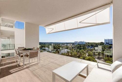 Apartamento único de 3 dormitorios en las Colinas