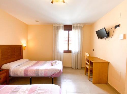 Hostal Restaurante Ainoa