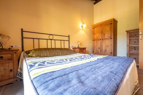 Apartamentos Farrai llova